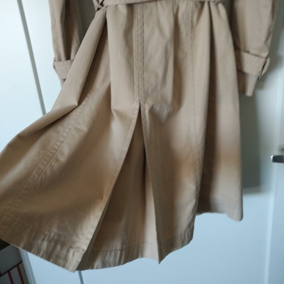 Escada size32 trench coat - Picture 3 of 7